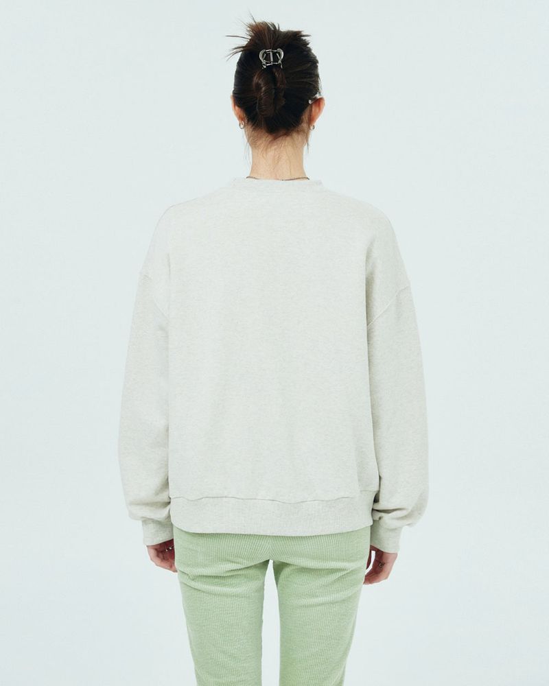 ROMAN TYPO LOGO SWEATSHIRT-BEIGE