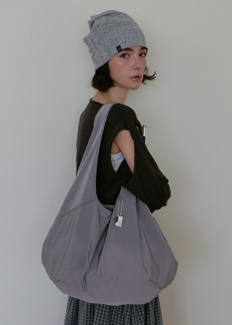 Airy Folding Hobo Bag_Pale Purple