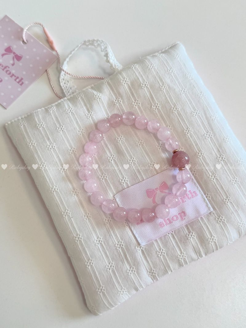 Pink glass bead bracelet