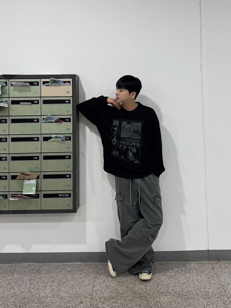 cage pigment cargo pants