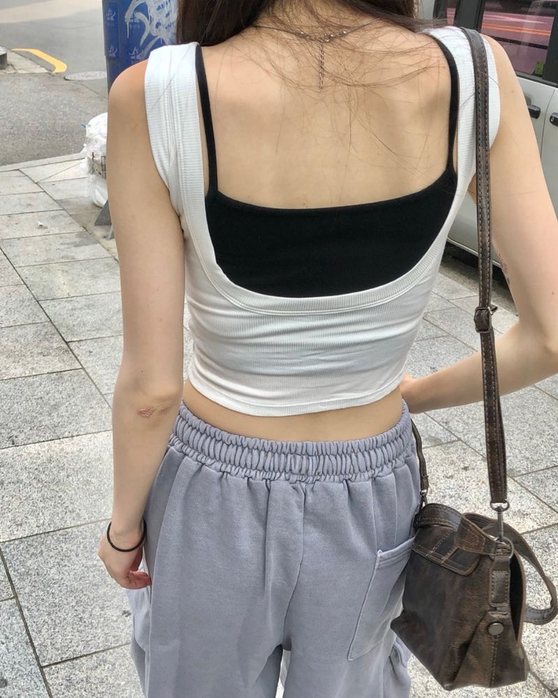 Cein sleeveless