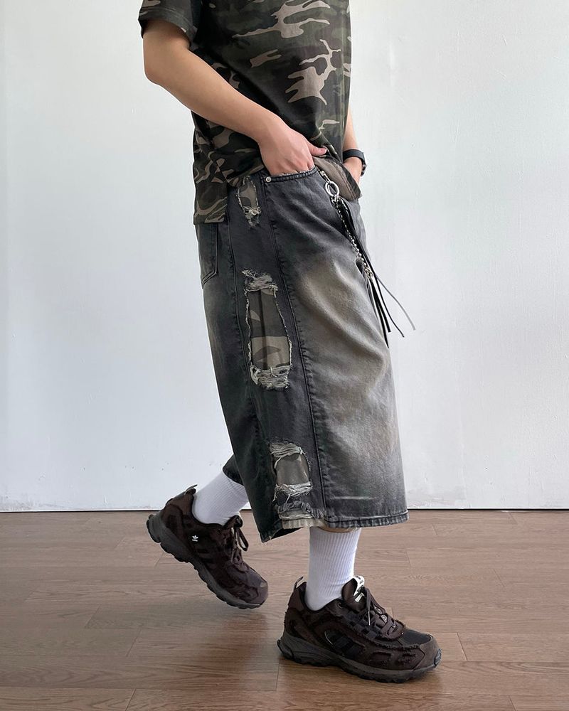 IDF(アイディーエフ)の「デストロイカモフラージュデニムハーフパンツ(パンツ)」