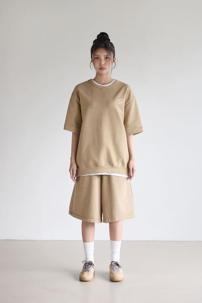 Pigment washed short-sleeved sweatshirt