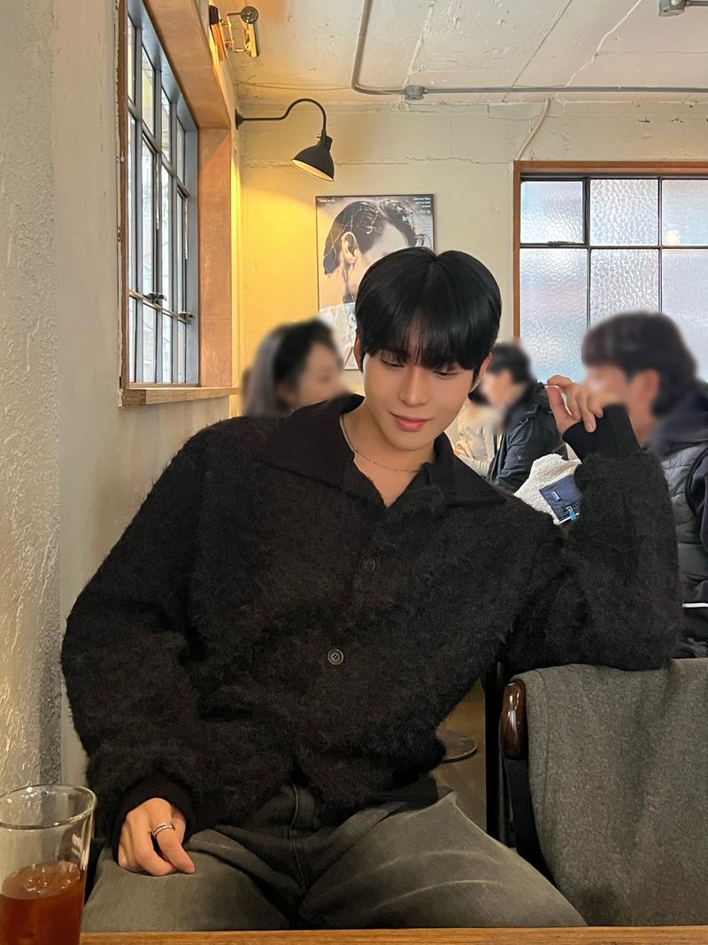INF High-neck cardigan