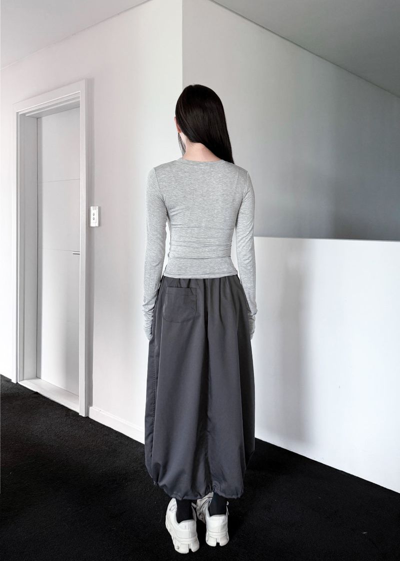 STRING HOLE SHIRRING TEE