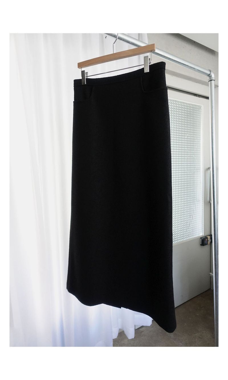 solitude wool skirt (2C)
