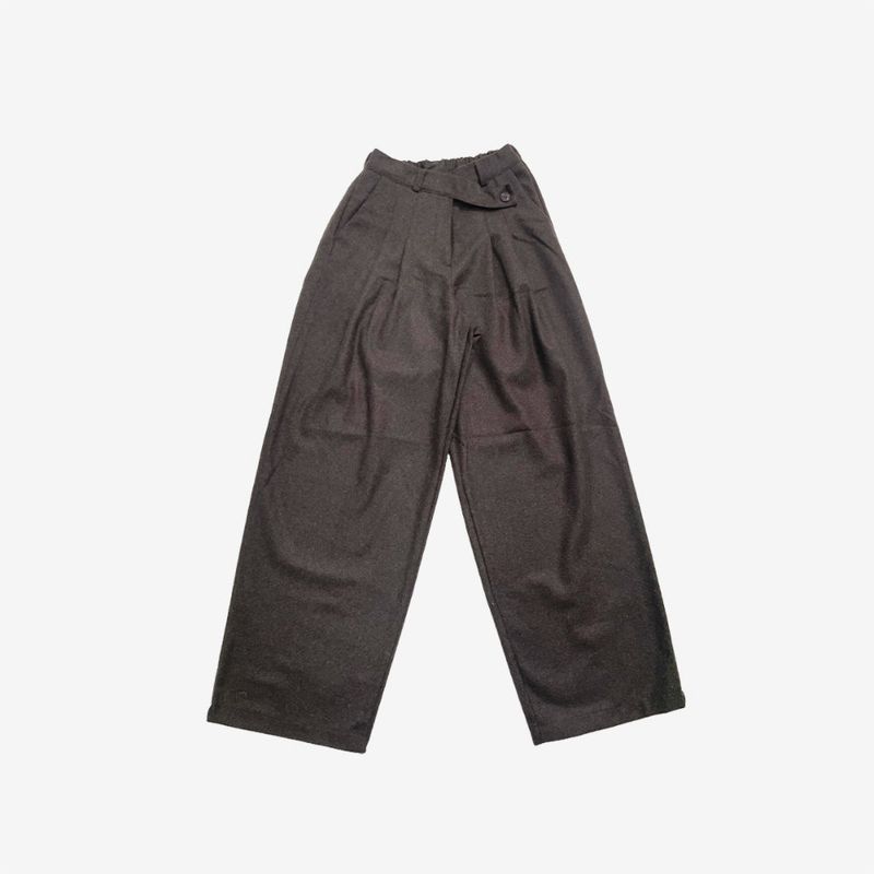Moan Wool Diagonal Pin Tuck Pants