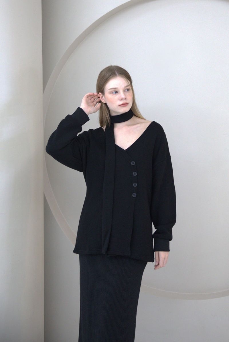 cattline(カトリーヌ)の「Offshoulder Wrap Strap Cardigan Black(Tops)」