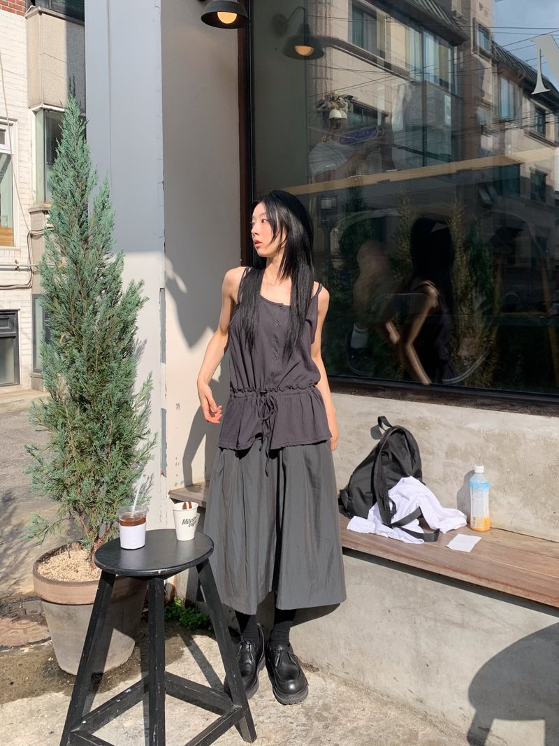 ASSEMBLY PLEATED SKIRT