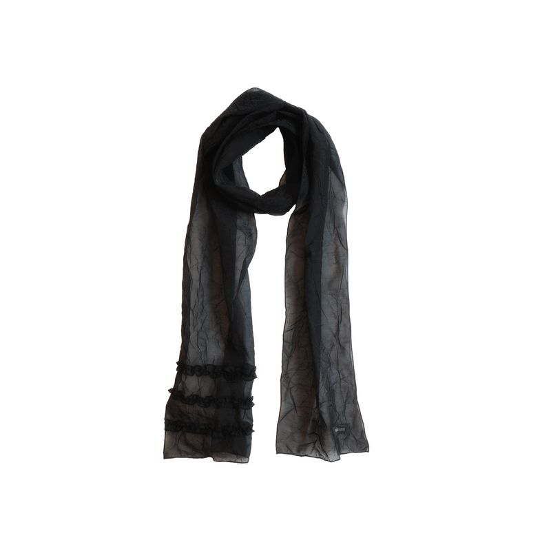 KOOKEESEE（クキシ）の「シアー リンクル フリル ロングスカーフ(black)（ファッション小物）」