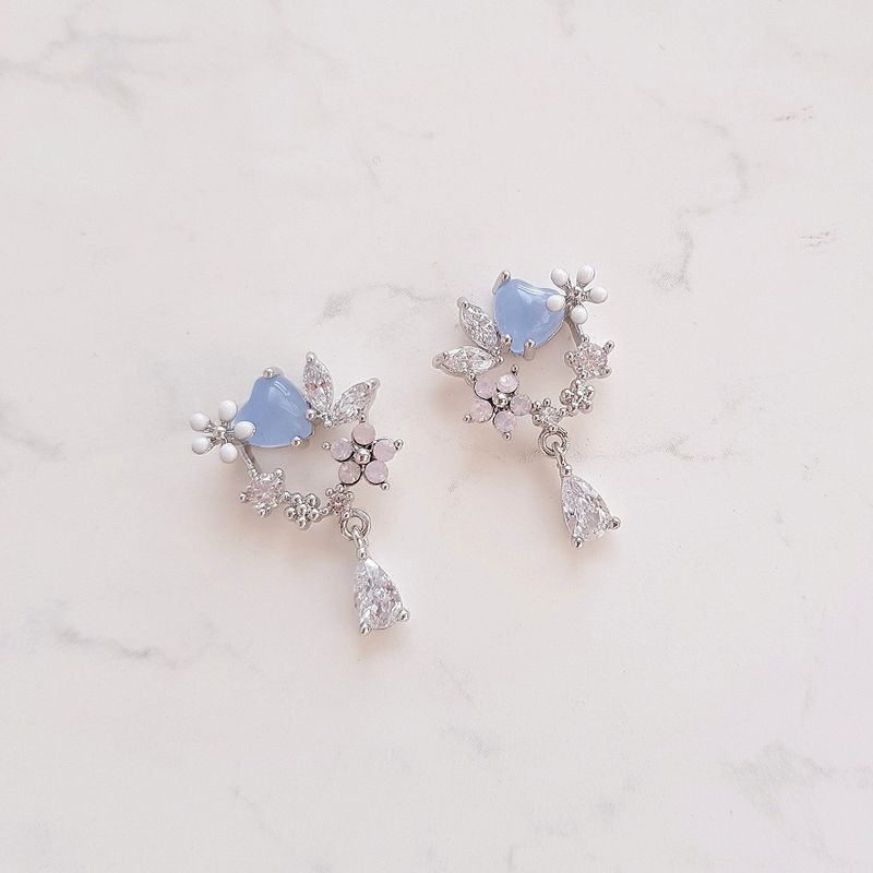 Morning Dew Piercing - Light Blue