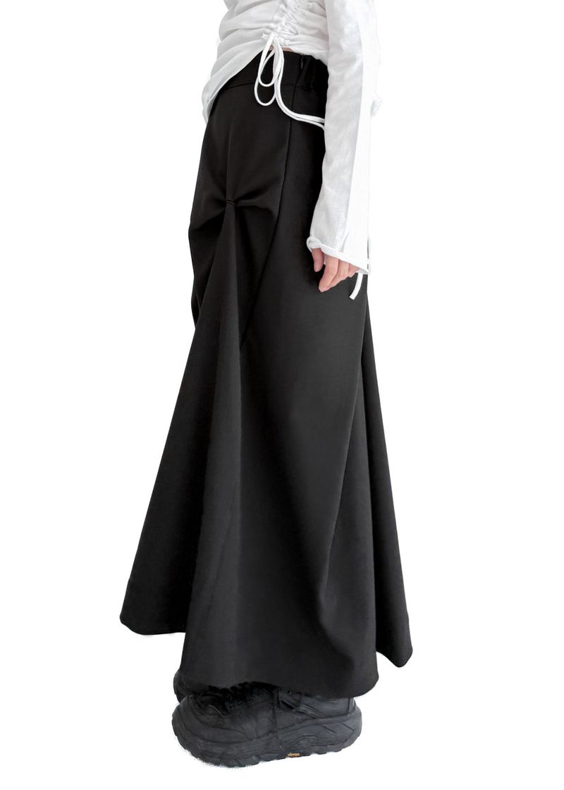  FORMED DRAPE SKIRT