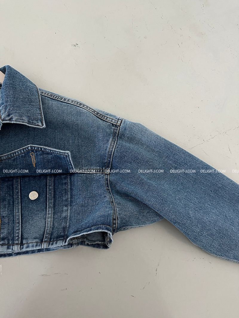 Wafer pocket cropped jean jacket
