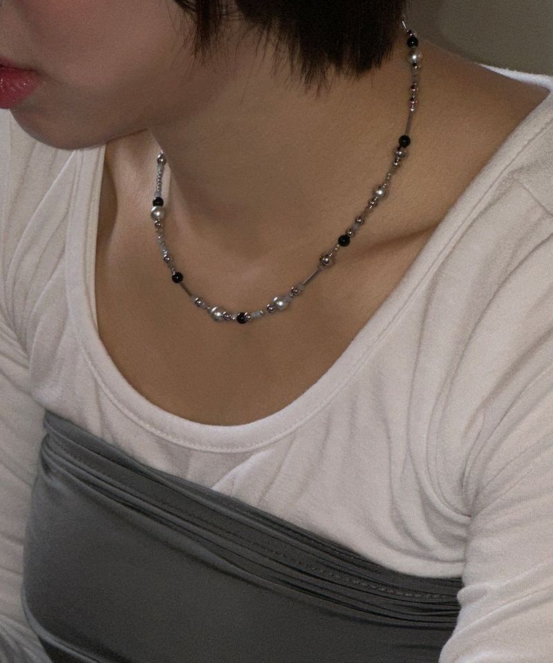 whes necklace