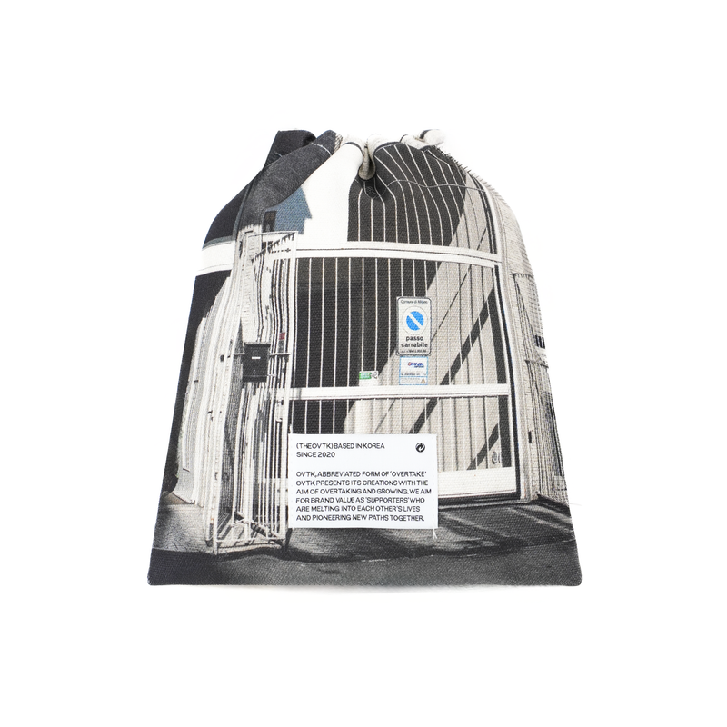OVTK（オブティーク）の「Printed Paris String Pouch [Guadrail]（Smartphone Accessories）」