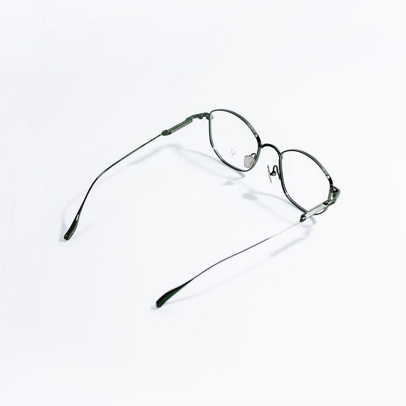 Knouun polygon titanium glasses CODE. 102. E Khaki