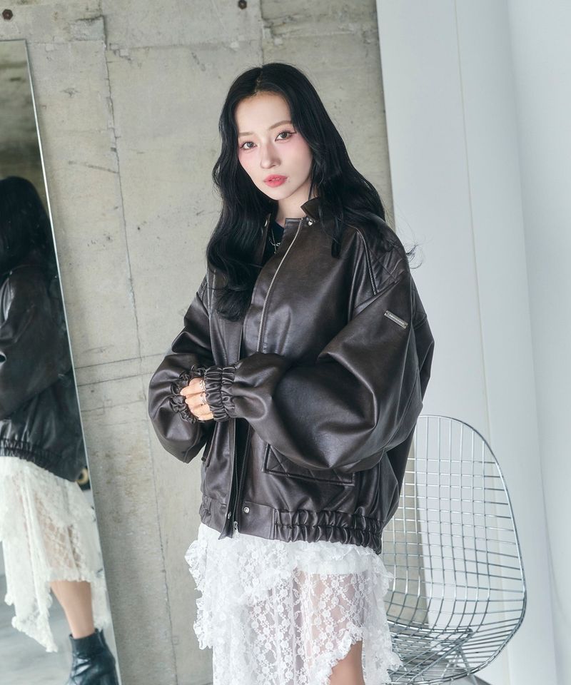 ANDGEEBEE（アンジービー）の「UNISEX フェイクレザーキルティングブルゾン_ブラウン（ジャケット/アウター）」
