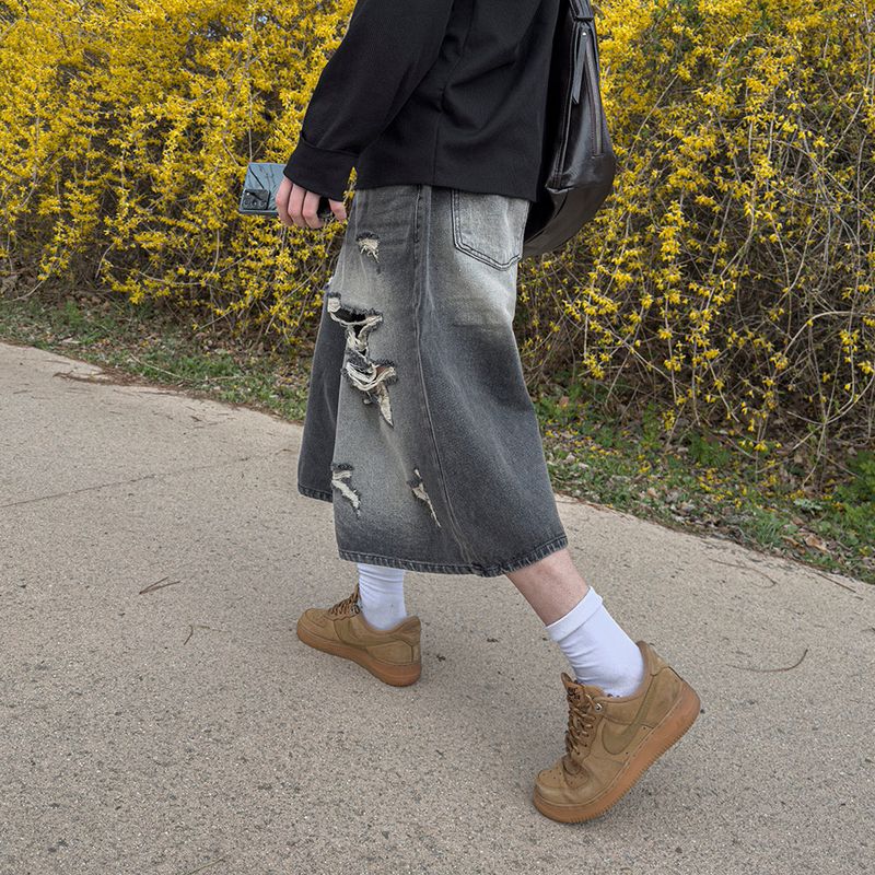 Level-Distressed Bermuda Denim Shorts