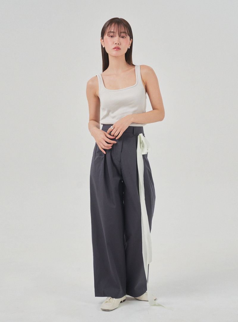Square sleeveless (light grey)