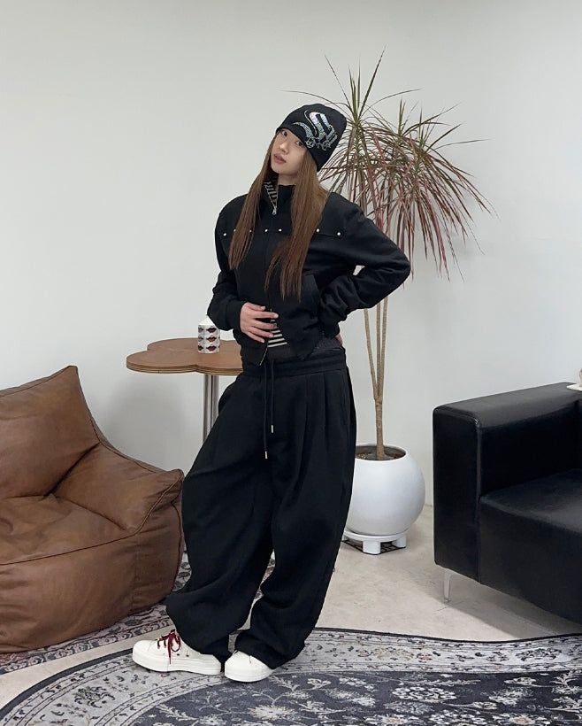 Tupel Rivet Crop Zip-Up