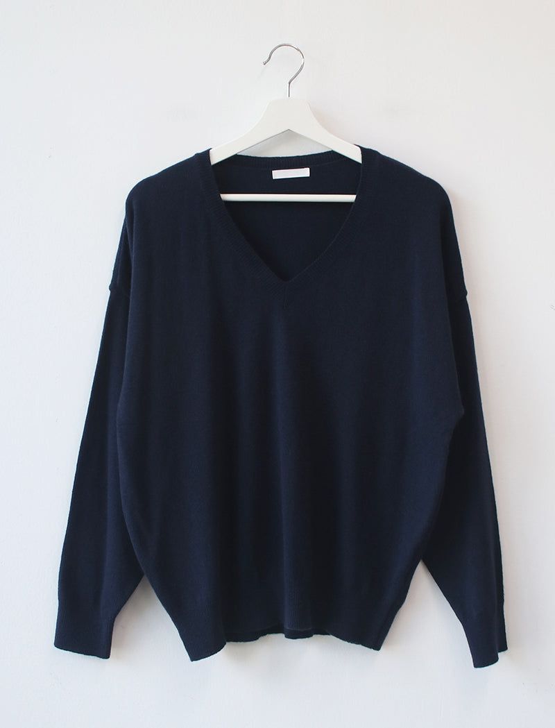 v neck loose knit top
