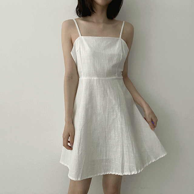 hijjoo（ハイチュー）の「Simple mini bustier dress（Dresses）」