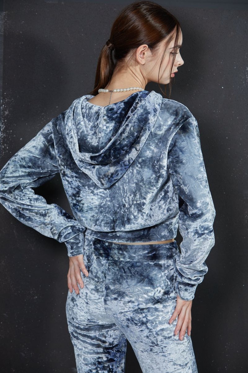 DYEING VELVET HOOD