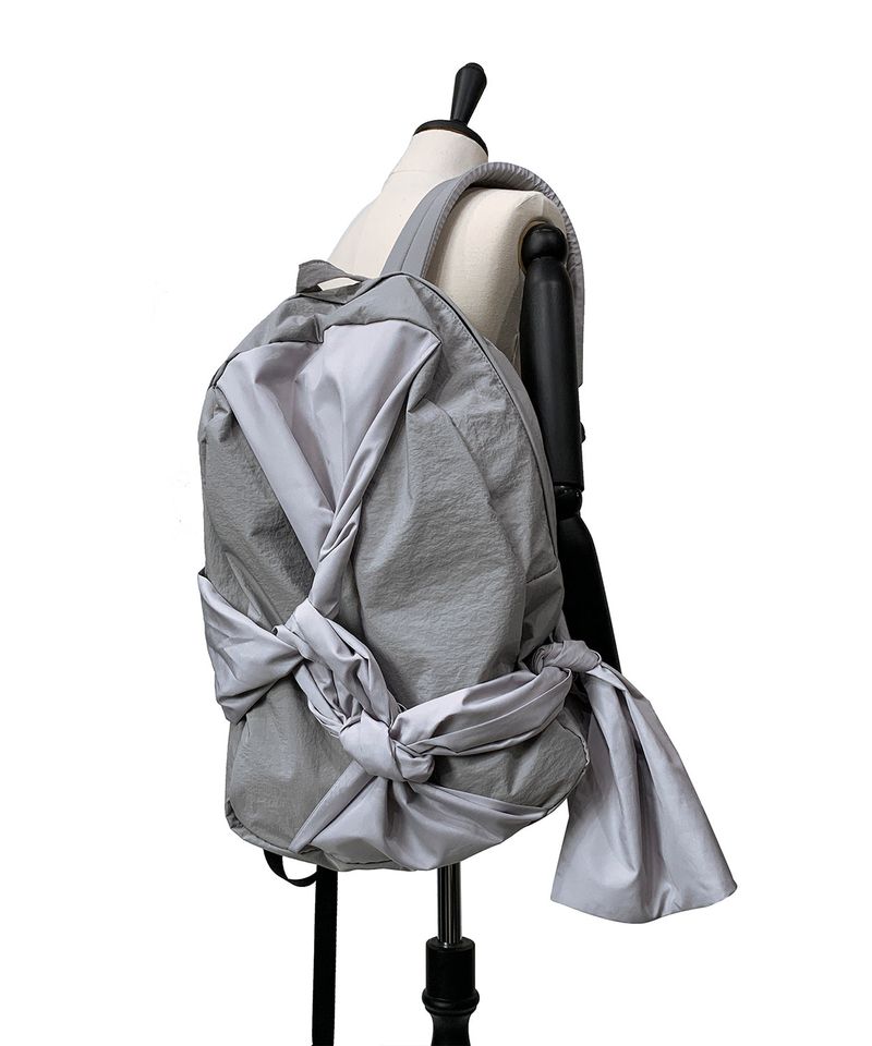 Knotted Backpack (Nylon-silver)
