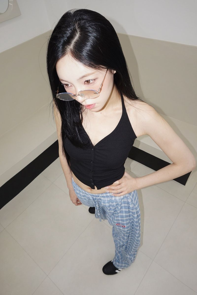 Blue checkered banding wide pants