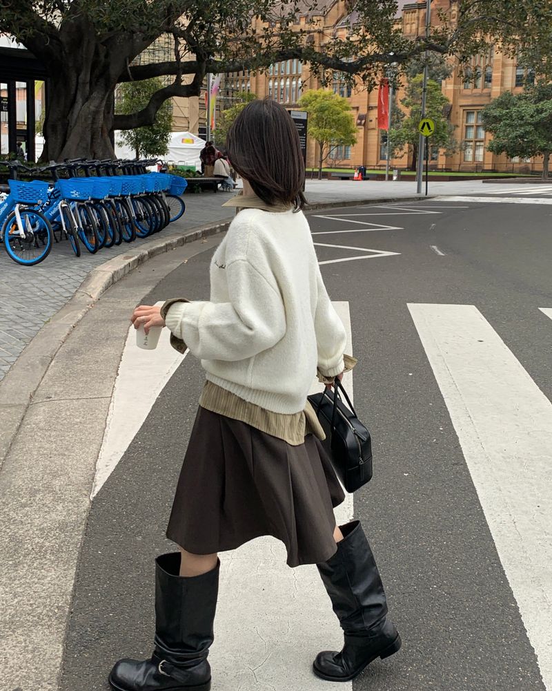 [ORIGINAL] Furry Loose-Fit V-Neck Knit