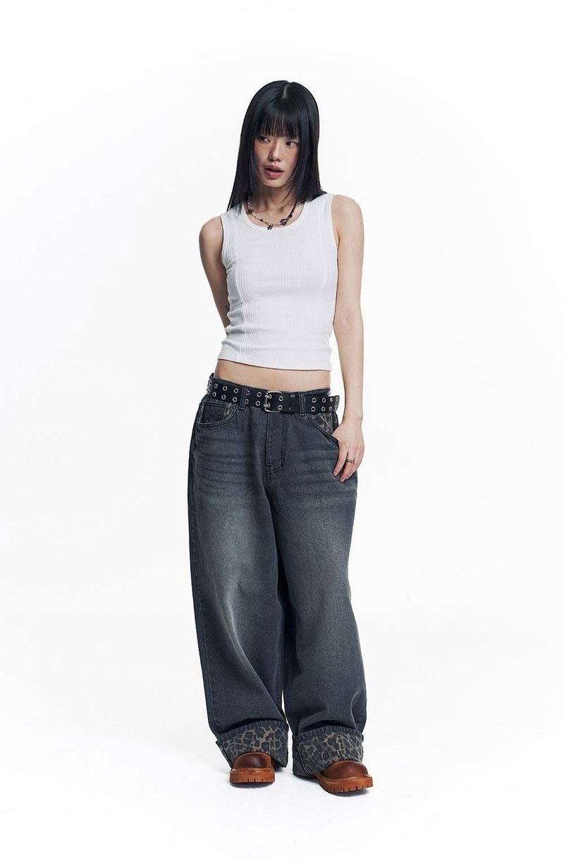 Leopard Cross Patch Roll-Up Denim Pants - Black