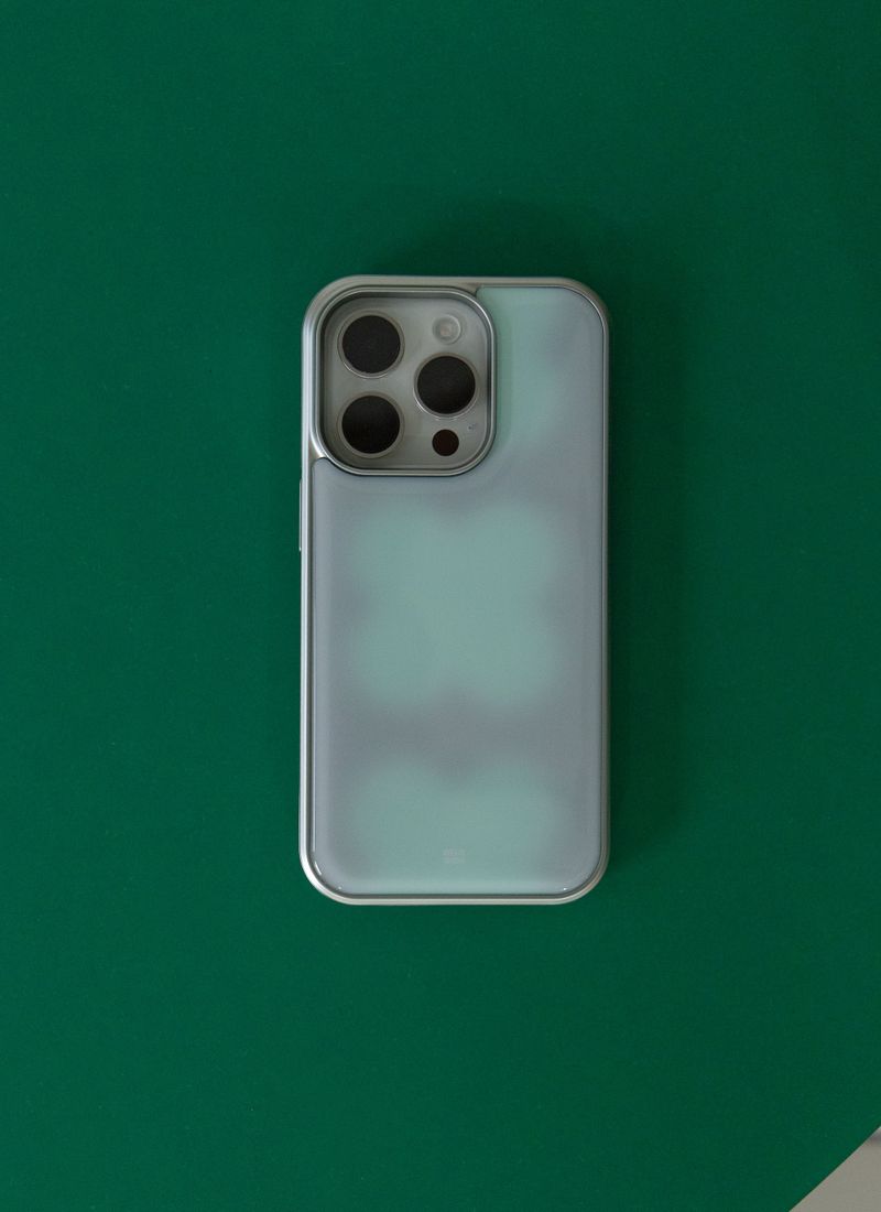 hazy clover (grey)