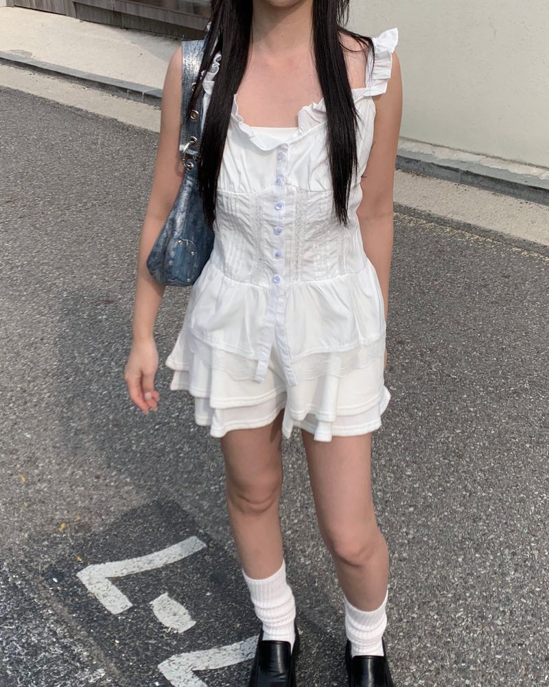 Low cancan skirt
