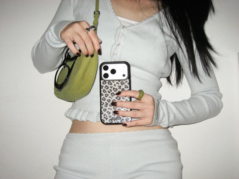 Wild Leo phone case (Mocha Gray)