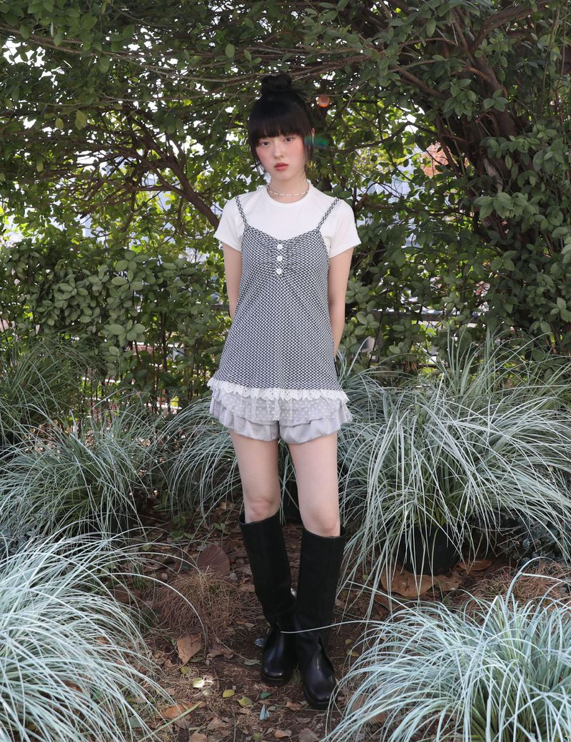 UGLYSHADOW（アグリーシャドウ）の「CHECKERED LACE SLEEVELESS(NAVY)（Tops）」