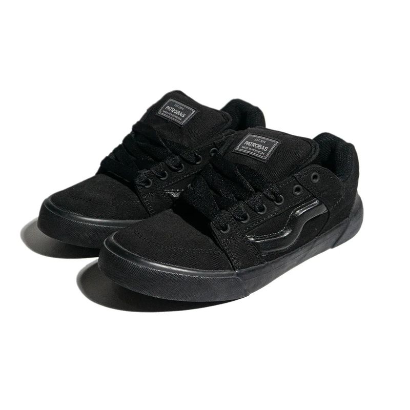 Patrobas Bulky All Black Sneakers