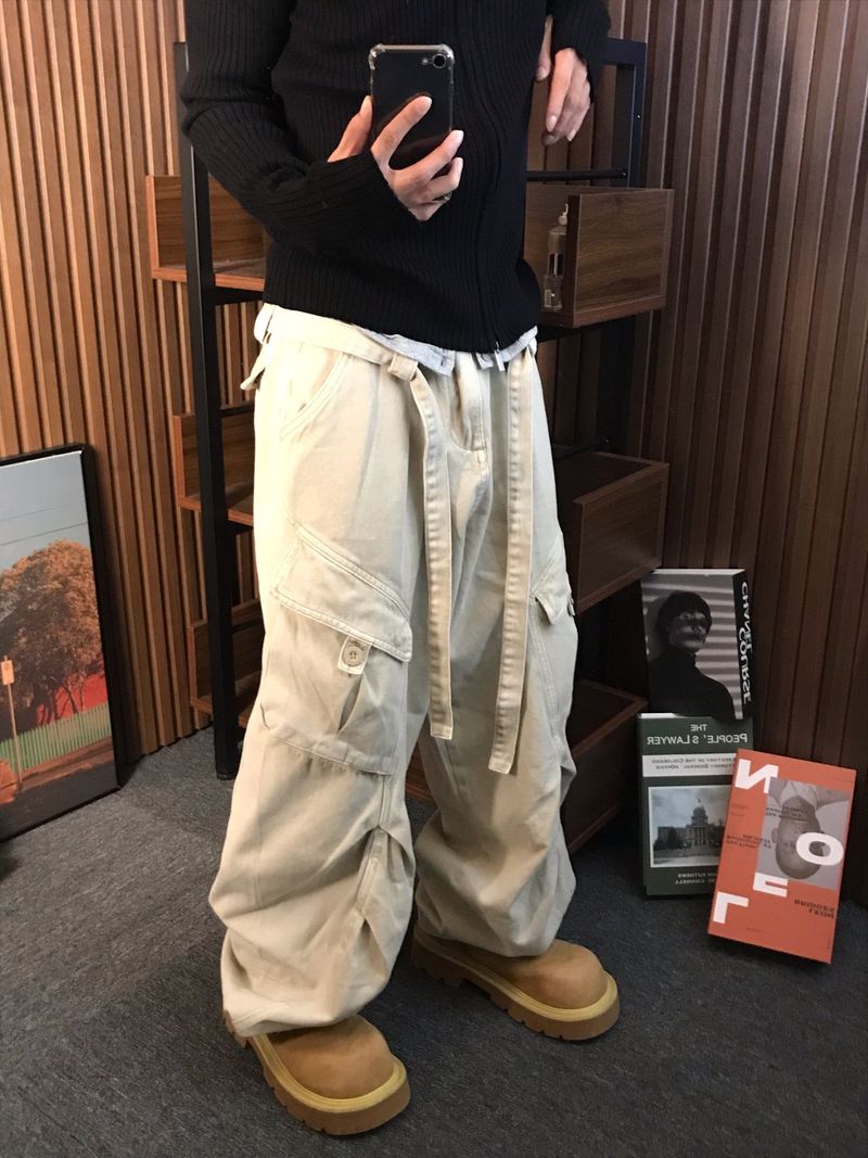 Layer Strap Cargo Pants