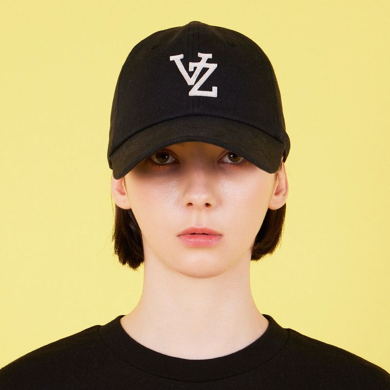 VARZAR(バザール)の「Monogram Applique Over Fit Washing Ball Cap Black(Hats)」