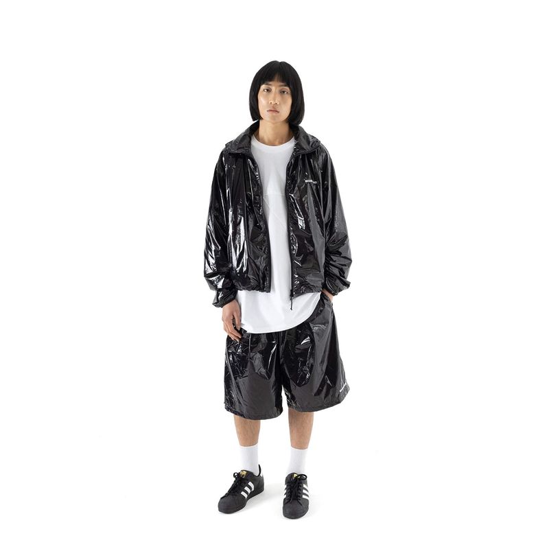 C LOGO ONE TUCK SATIN WIDE SHORT PANTS