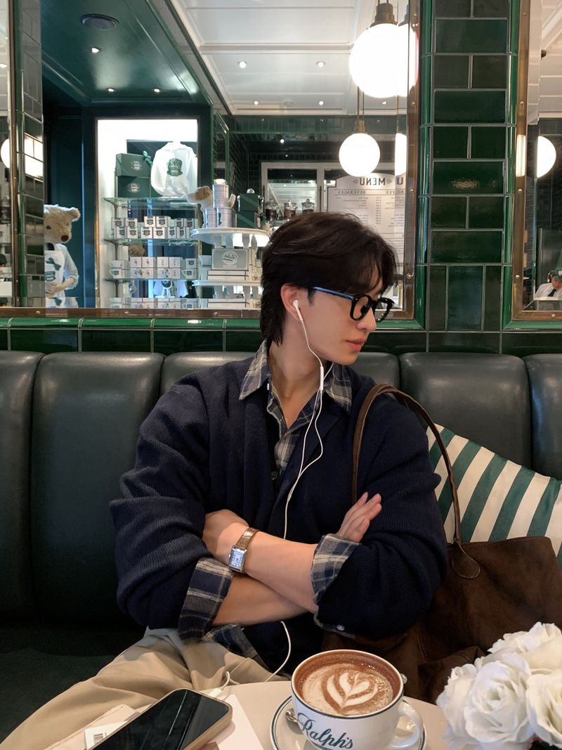 Look Frettum Standard Hachi Round Knit Cardigan