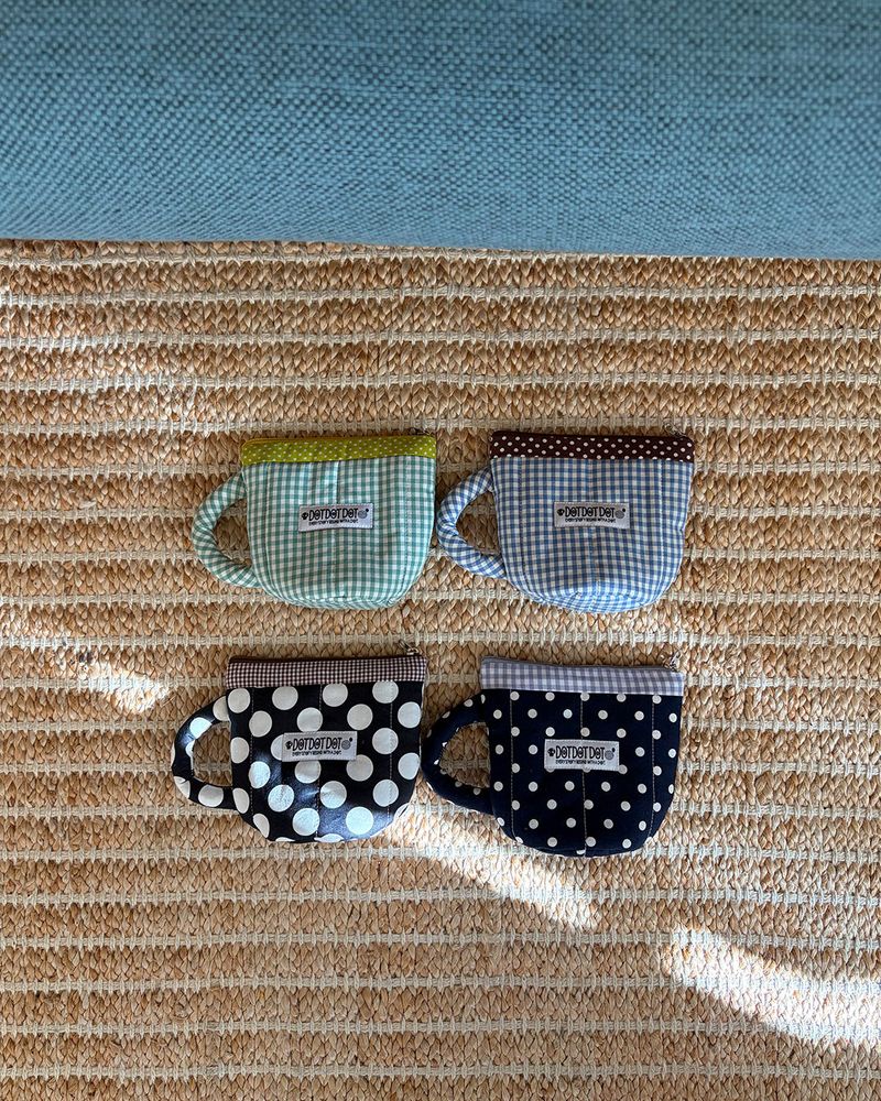 Muglet Pouch (Cream Soda)