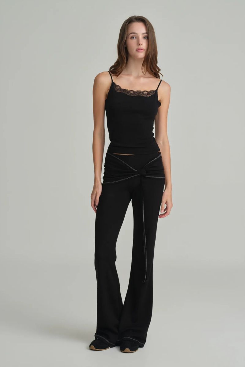 Swan lace sleeveless, Black