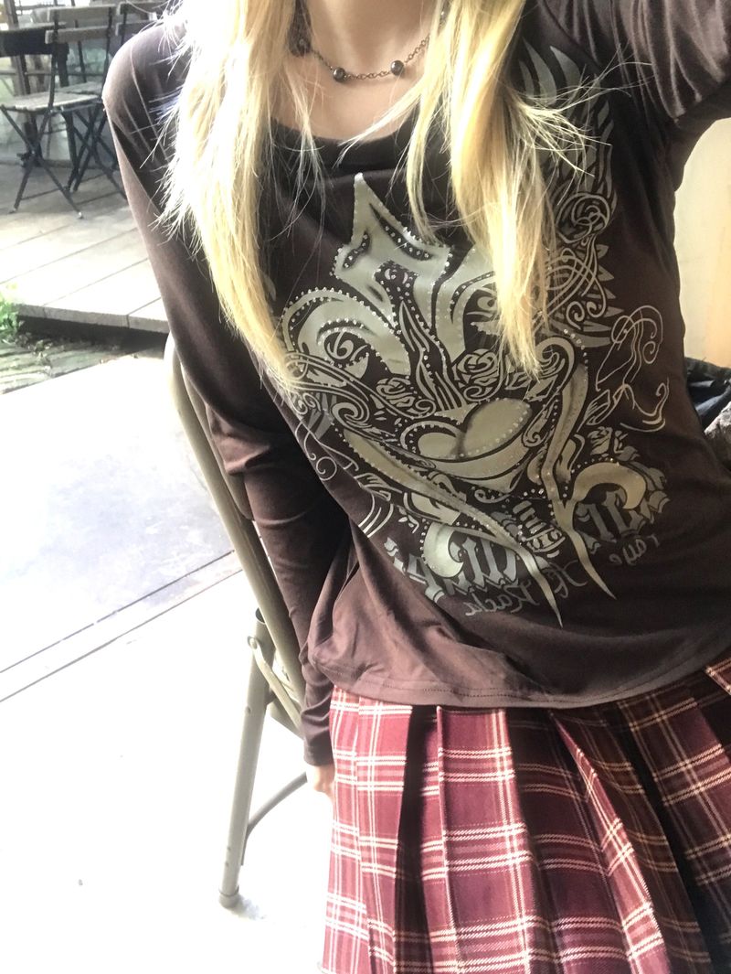 heenytsuki（ヒニツキ）の「Y2K Cubic Heart Wing Printed T-Shirt（Tops）」