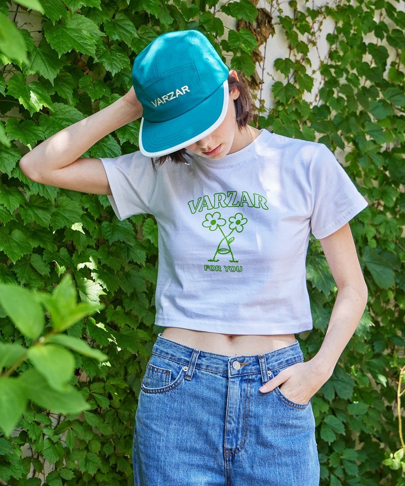 VARZAR(バザール)の「Flower Crop T-Shirts White(Tops)」