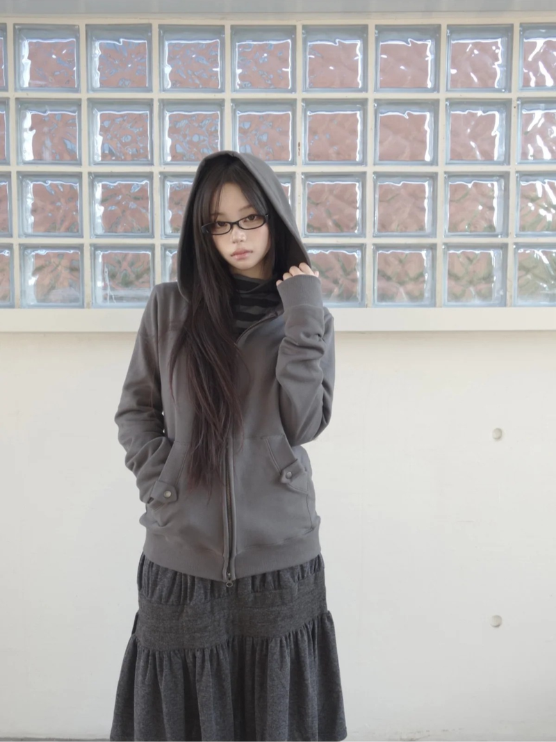 pocky hood zip-up