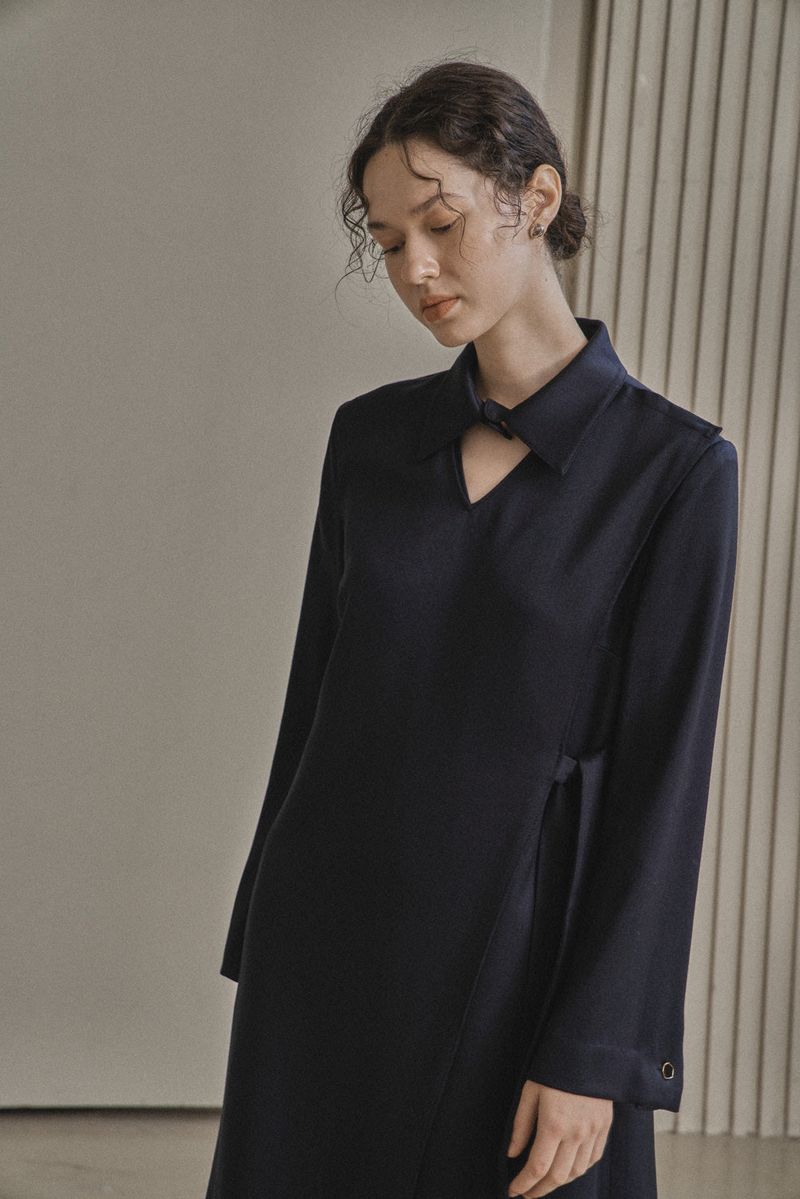 COLLAR CUTOUT DRESS_BLACK