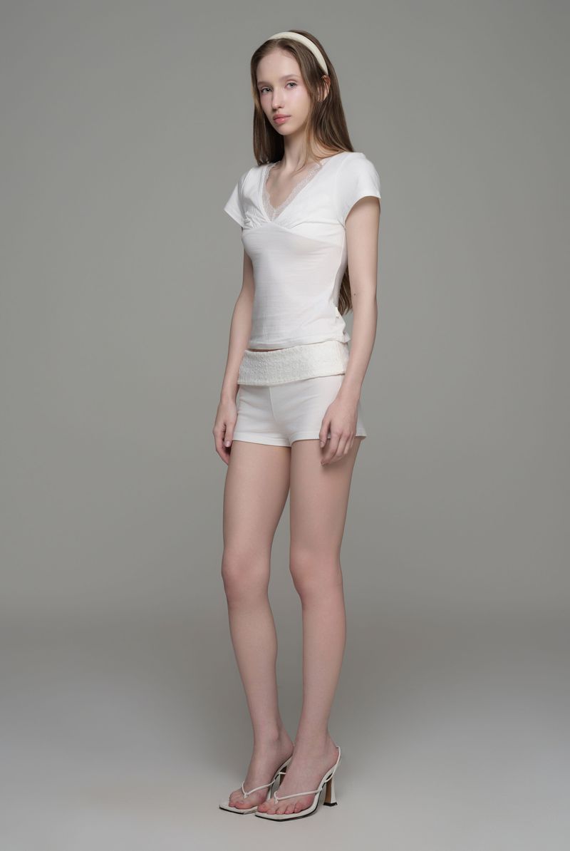Rose tea lace v top, Ivory