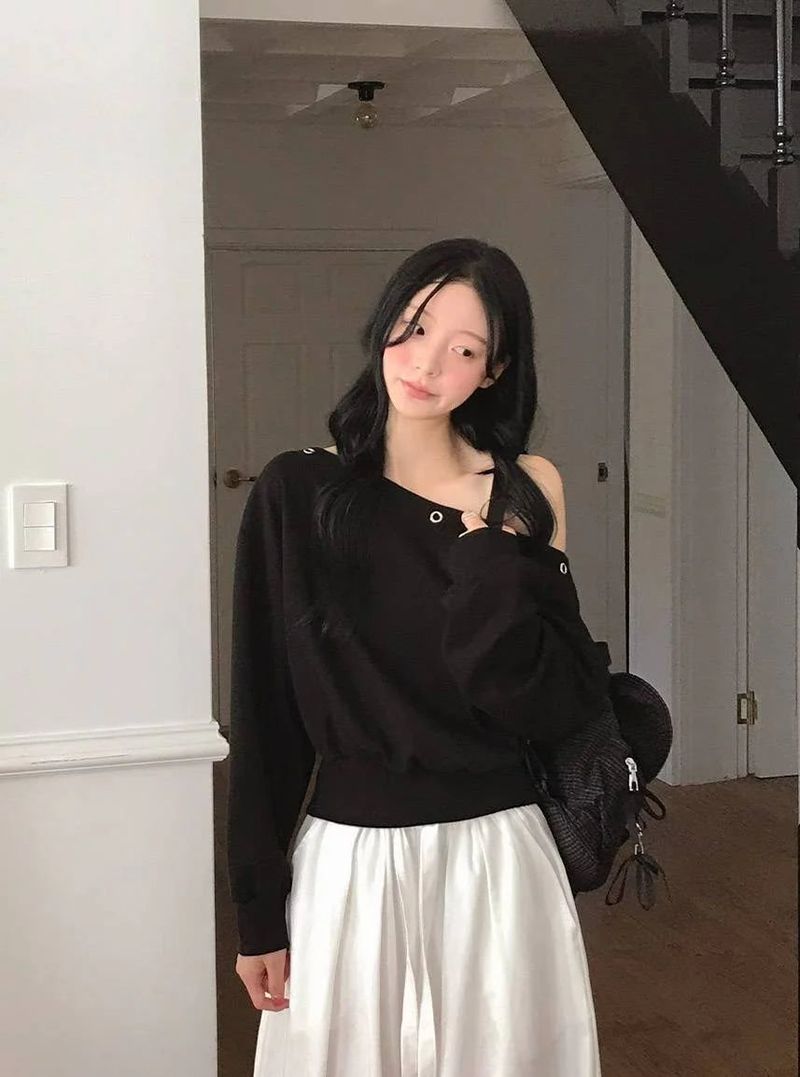 Cool Girl Studs Off-shoulder Top - 2 colours