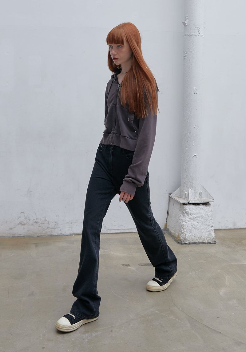 WASHED RIVET DENIM PANTS