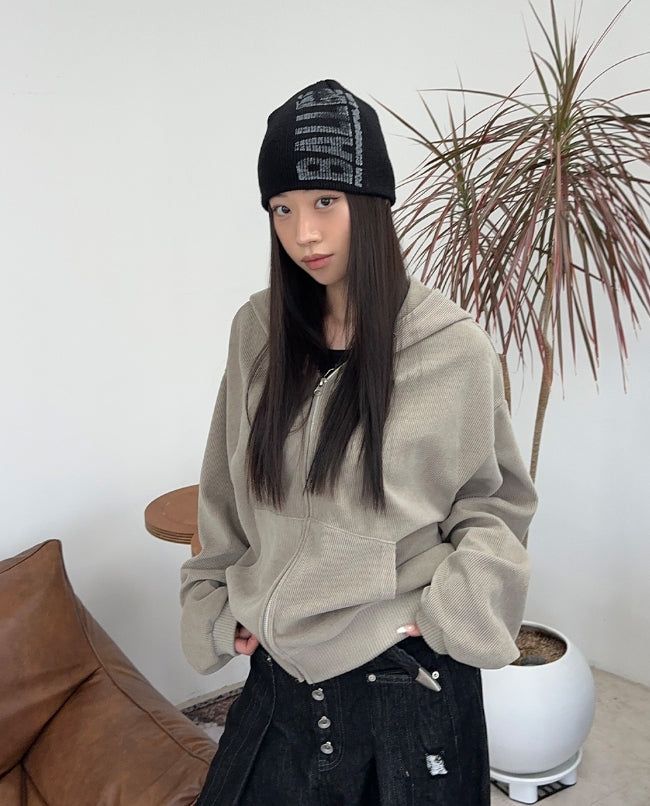 SATIIIZ（サティーズ）の「Lube Ribbed Crop Hood Zip-Up（Tops）」